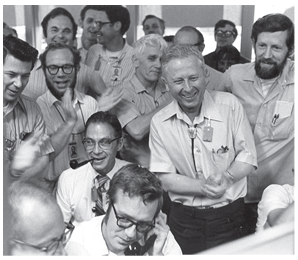 Louis Rosen and LANSCE researchers